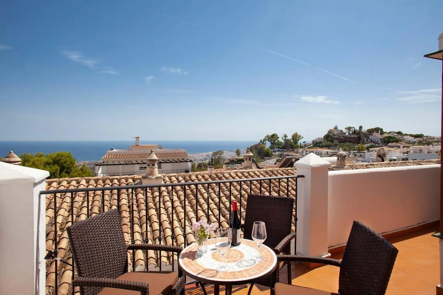 3 Bedrooms Sea Views Mijas Pueblo Apartment