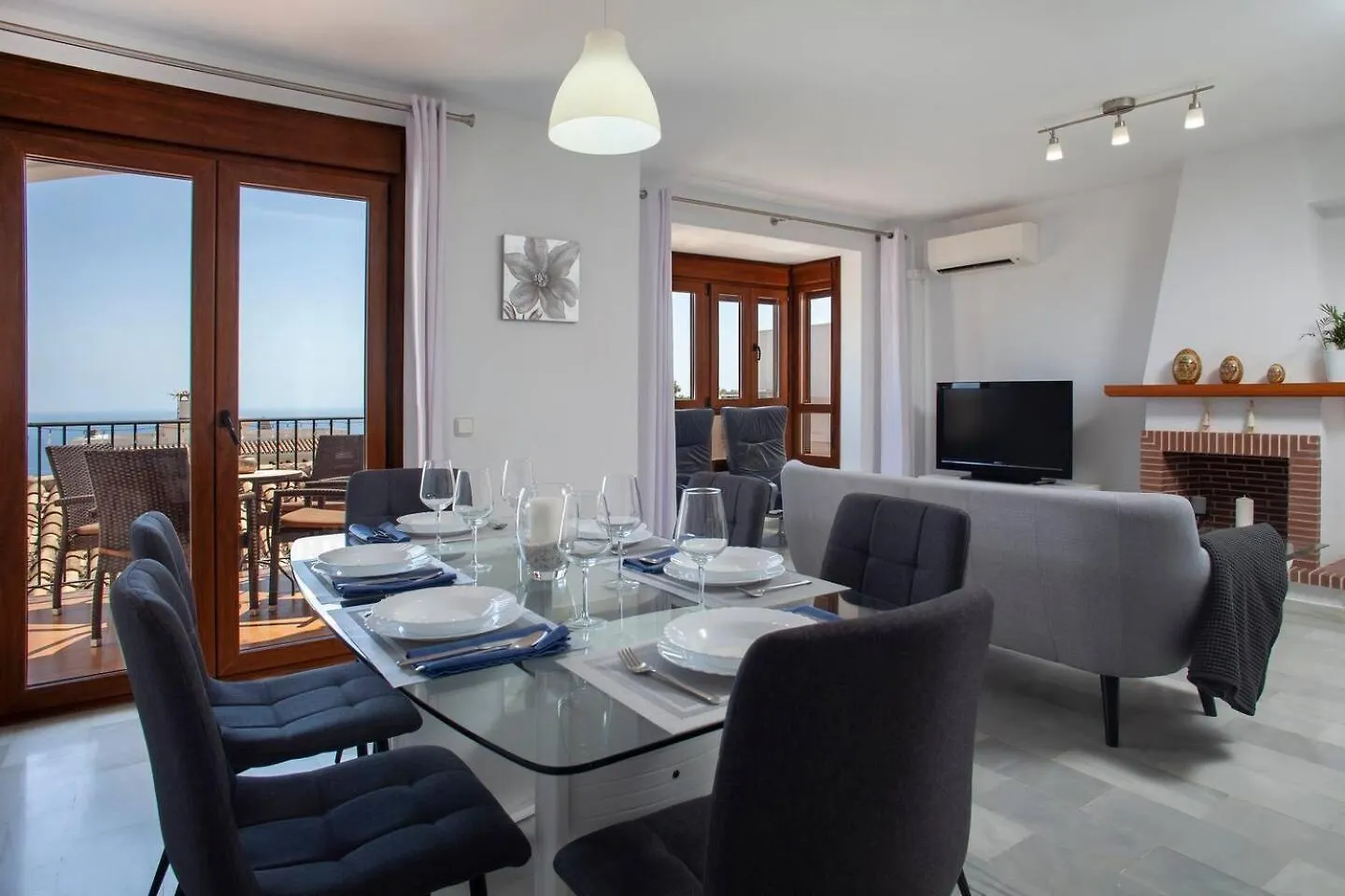 3 Bedrooms Sea Views Mijas Pueblo