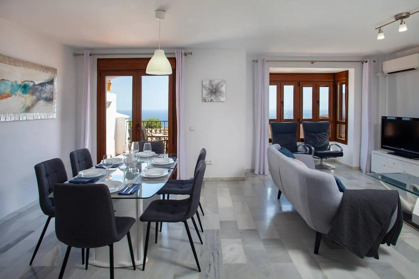 3 Bedrooms Sea Views Mijas Pueblo