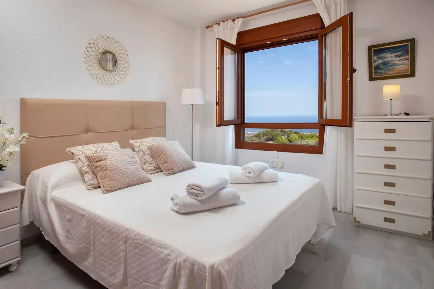 3 Bedrooms Sea Views Mijas Pueblo Apartment